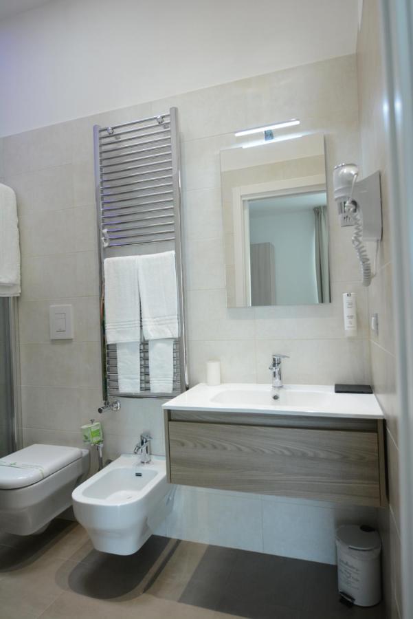 Hotel La Casa Di Frank à San Ferdinando di Puglia Extérieur photo